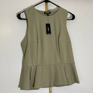 NWT express stretchy short sleeve peplum top in sage green Size M